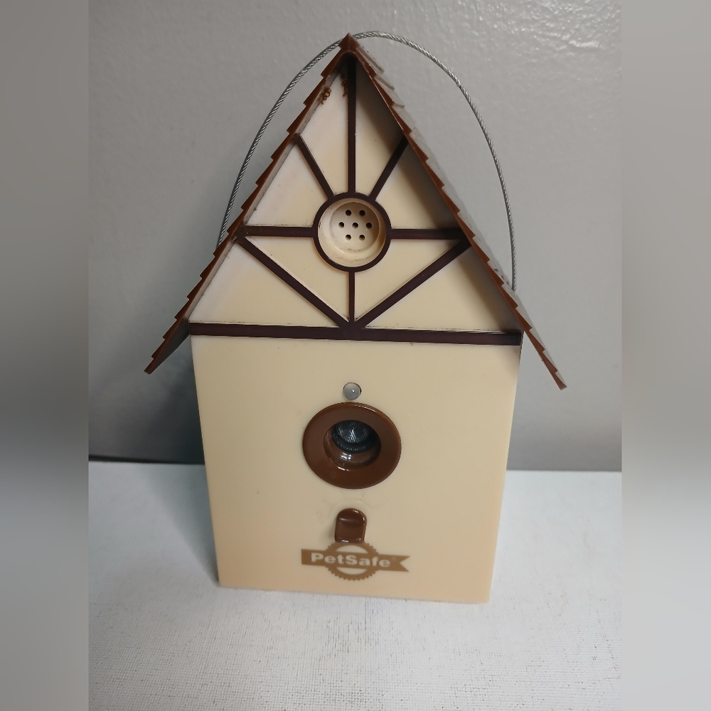 PetSafe outdoor ultrasonic bark  control bird house